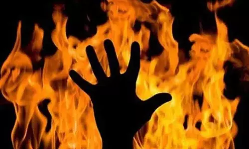 Warangal में भयावह घटना: बेटे ने पेट्रोल डालकर मां को आग के हवाले कर दिया