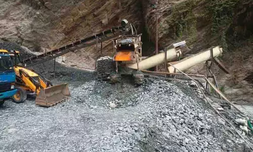 Dharamshala: बाढ़ त्रासदी से पहले ही जांच के दायरे में थी बिजली परियोजना Dharamshala: बाढ़ त्रासदी से पहले ही जांच के दायरे में थी बिजली परियोजना