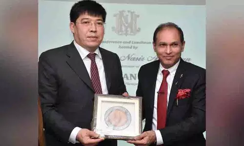 Dr. Nawab Mir Nasir Ali Khan ने भारत में कजाकिस्तान के राजदूत अज़मत यसकारयेव से मुलाकात की Dr. Nawab Mir Nasir Ali Khan ने भारत में कजाकिस्तान के राजदूत अज़मत यसकारयेव से मुलाकात की