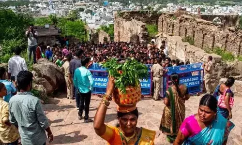 बोनाला के अवसर पर यातायात प्रतिबंध