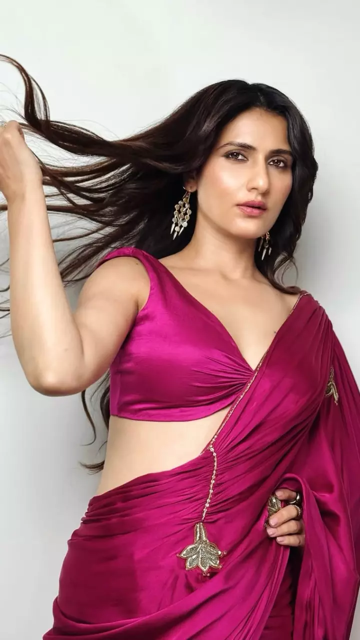 फातिमा सना शेख ने कराया ग्लैमर फोटोशूट
