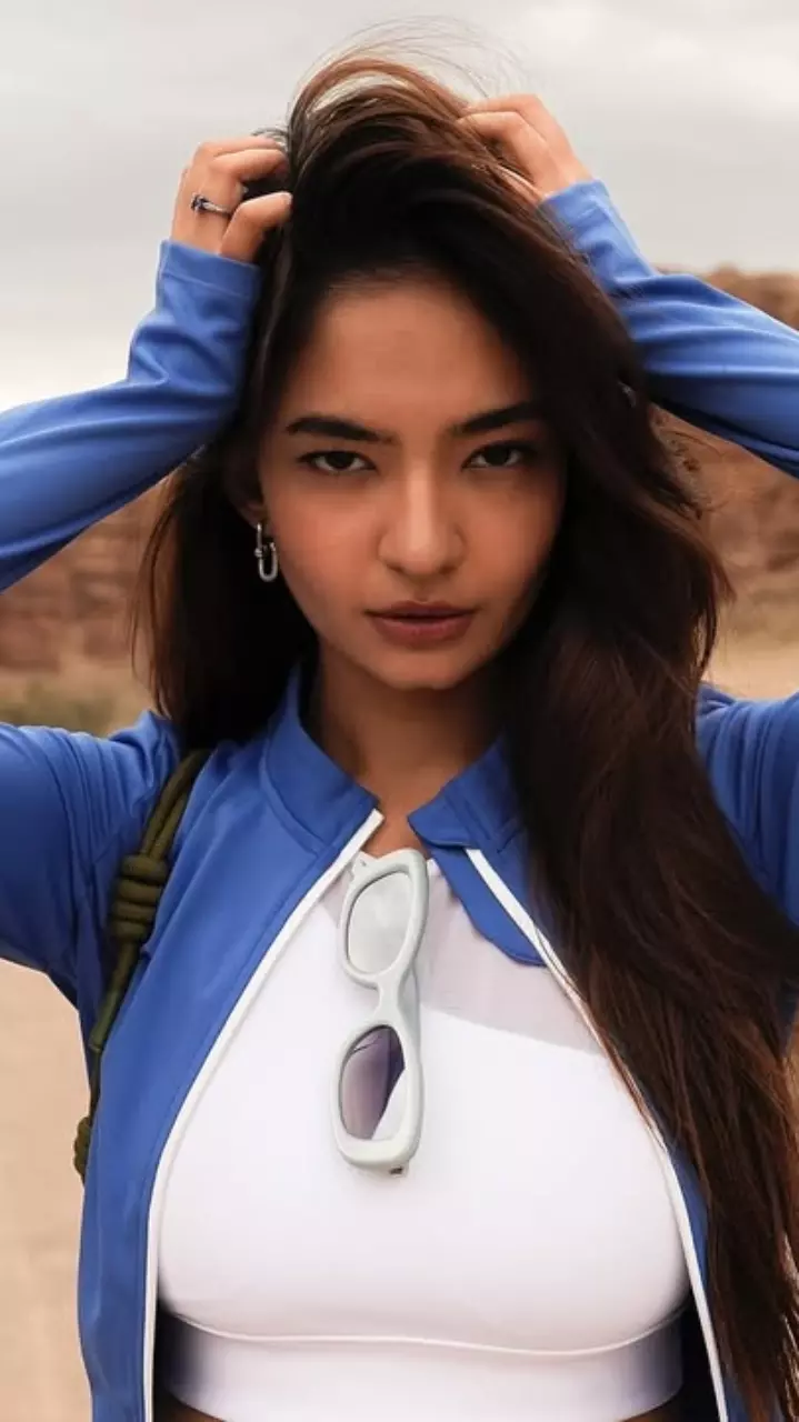 Anushka Sen का कातिलाना अंदाज़ VIRAL