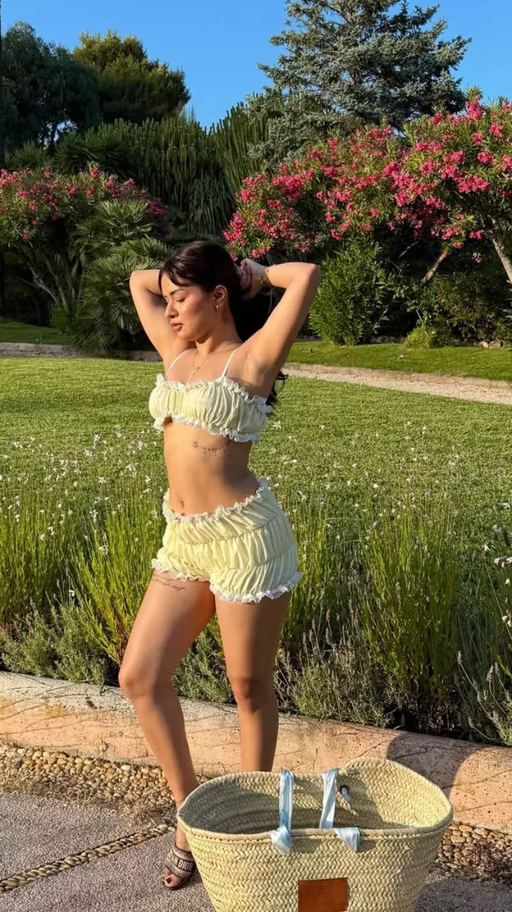 VIRAL हुआ Avneet Kaur का VIDEO