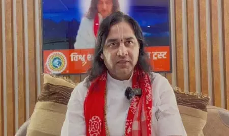 कथावाचक देवकीनंदन ठाकुर को कोर्ट ने जारी किया नोटिस कथावाचक देवकीनंदन ठाकुर को कोर्ट ने जारी किया नोटिस