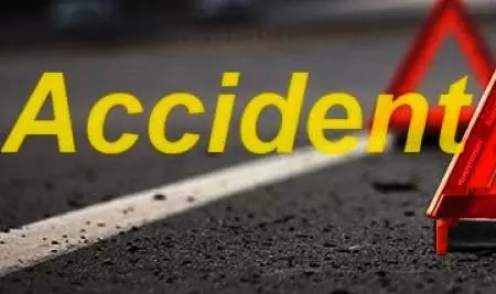 बाइकों की टक्कर में एक की मौत, 2 की हालत नाजुक बाइकों की टक्कर में एक की मौत, 2 की हालत नाजुक