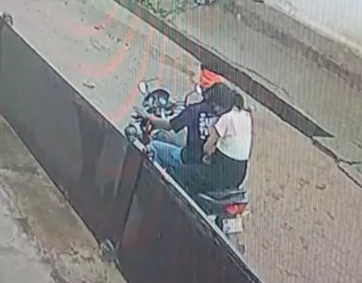 खरोरा किशोरी हत्याकांड, रिश्तेदार शक के घेरे में खरोरा किशोरी हत्याकांड, रिश्तेदार शक के घेरे में