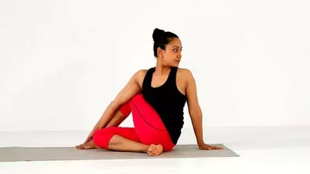 लिवर की सफाई और ताकत बढ़ाने के लिए रोज करें ये 5 आसान योगासन लिवर की सफाई और ताकत बढ़ाने के लिए रोज करें ये 5 आसान योगासन