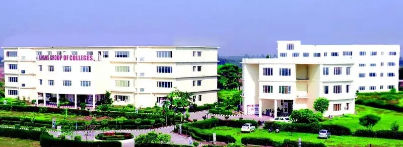आर्यन्स ने एआई नवाचार के लिए शीर्ष आईटी कंपनियों से समझौता किया आर्यन्स ने एआई नवाचार के लिए शीर्ष आईटी कंपनियों से समझौता किया