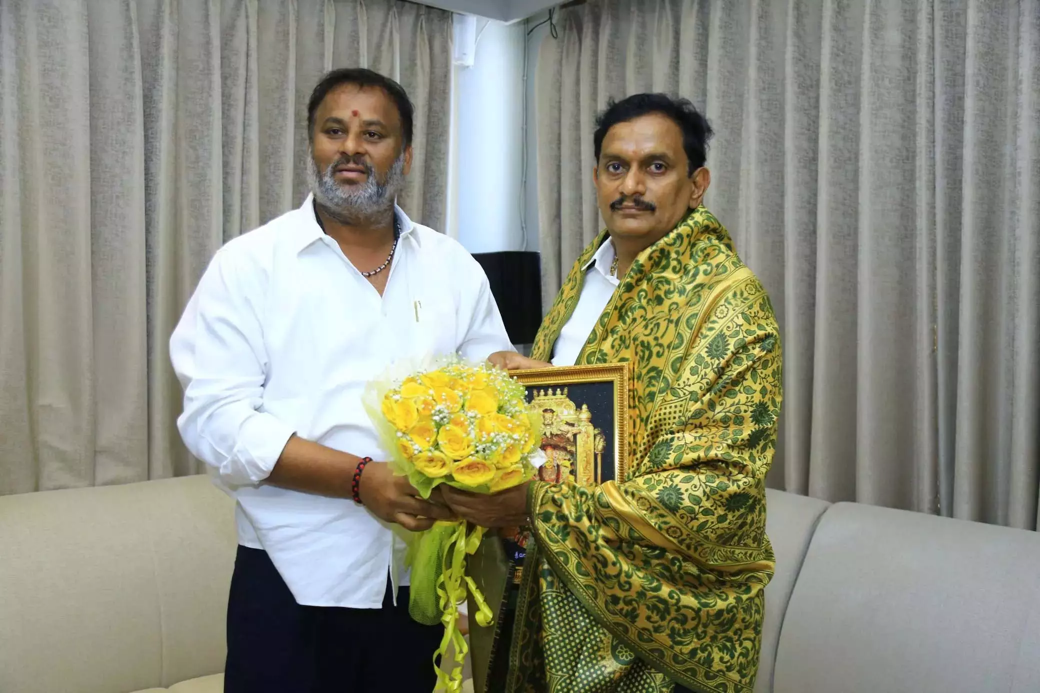 Andhra सरकार लॉरी संचालकों की चिंताओं पर नीति बनाएगी Andhra सरकार लॉरी संचालकों की चिंताओं पर नीति बनाएगी