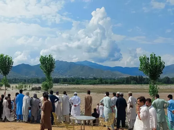 Pak: पंजाब में मानसून की बारिश ने 14 लोगों की जान ली, 43 घायल हुए Pak: पंजाब में मानसून की बारिश ने 14 लोगों की जान ली, 43 घायल हुए