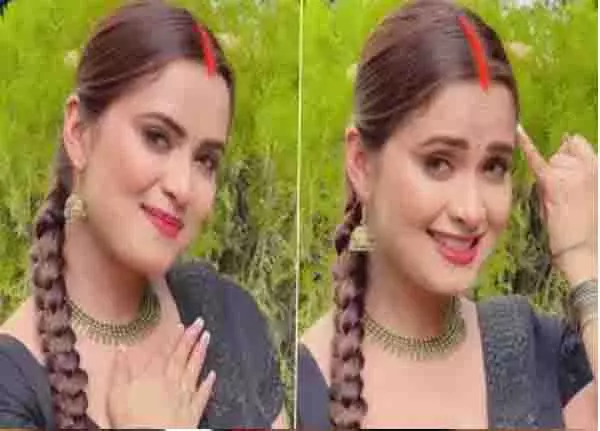 भोजपुरी गाना भीगे न कजरवा हमार में फैंस के लिए झूमी Neelam Giri भोजपुरी गाना भीगे न कजरवा हमार में फैंस के लिए झूमी Neelam Giri
