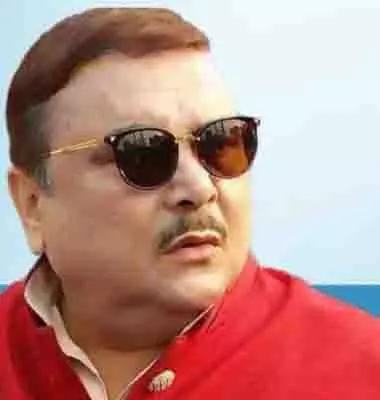 तृणमूल ने लॉ कॉलेज बलात्कार मामले पर टिप्पणी के लिए Madan Mitra को कारण बताओ नोटिस जारी किया तृणमूल ने लॉ कॉलेज बलात्कार मामले पर टिप्पणी के लिए Madan Mitra को कारण बताओ नोटिस जारी किया