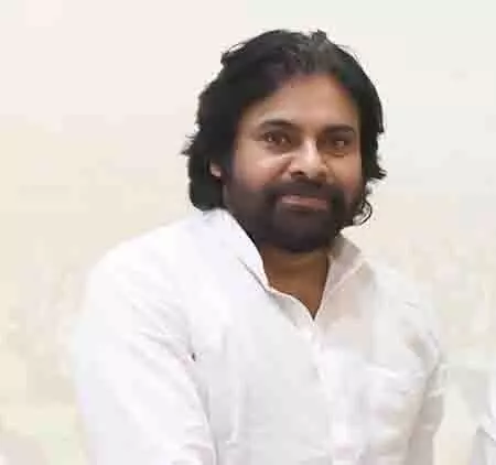 Pawan Kalyan ने ऑस्कर की 2025 की क्लास में शामिल होने के निमंत्रण पर कमल हासन को बधाई दी Pawan Kalyan ने ऑस्कर की 2025 की क्लास में शामिल होने के निमंत्रण पर कमल हासन को बधाई दी