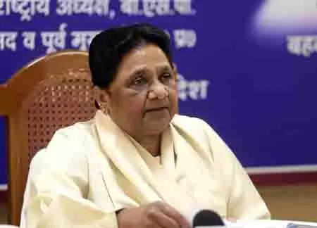 Mayawati का दावा, अलीगढ़ में 3,500 दलित छात्रों की शिक्षा पर अनिश्चितता मंडरा रही Mayawati का दावा, अलीगढ़ में 3,500 दलित छात्रों की शिक्षा पर अनिश्चितता मंडरा रही