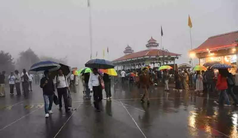 Himachal के कई जिलों में अगले 24 घंटों के लिए बाढ़ की चेतावनी जारी Himachal के कई जिलों में अगले 24 घंटों के लिए बाढ़ की चेतावनी जारी