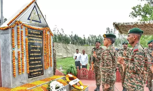 सेना ने जम्मू संभाग के पहले भारतीय जीओसी को श्रद्धांजलि अर्पित की
