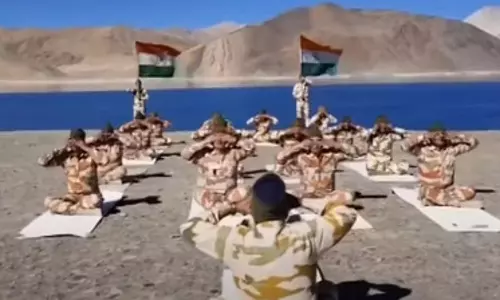 चिनाब ब्रिज से लेकर हिमालय की चोटियों तक गूंजा योग,मन की बात में पीएम मोदी ने की प्रशंसा