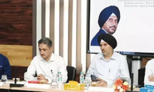 स्टार्टअप आइकन ने जेकेईडीआई कार्यक्रम में कश्मीरी युवाओं को किया प्रेरित स्टार्टअप आइकन ने जेकेईडीआई कार्यक्रम में कश्मीरी युवाओं को किया प्रेरित