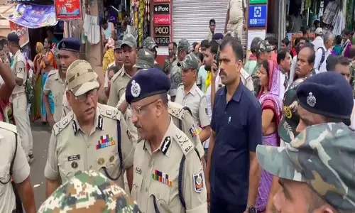 जगन्नाथ रथ यात्रा के दौरान भगदड़ के बाद Odisha डीजीपी गुंडिचा मंदिर पहुंचे जगन्नाथ रथ यात्रा के दौरान भगदड़ के बाद Odisha डीजीपी गुंडिचा मंदिर पहुंचे