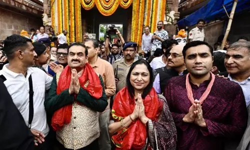 Puri:  अडानी ने भगवान से प्रार्थना की