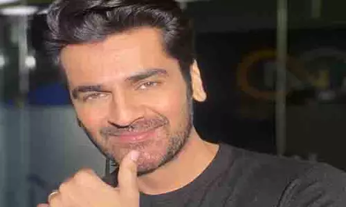 Arjan Bajwa ने मानसिक स्वास्थ्य के साथ पुरुषों के मौन संघर्ष के बारे में खुलकर बात की