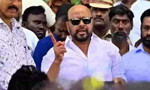 Telangana: कोंडा मुरली कांग्रेस अनुशासन समिति के समक्ष पेश हुए Telangana: कोंडा मुरली कांग्रेस अनुशासन समिति के समक्ष पेश हुए