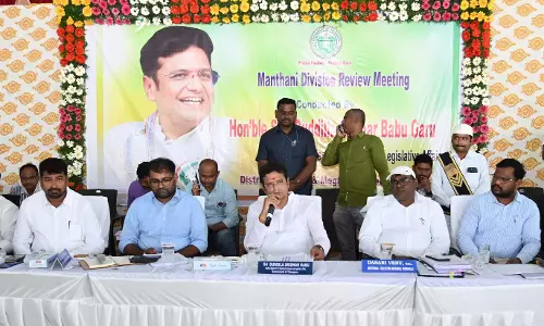 Telangana: श्रीधर बाबू ने बीजों की कमी से किया इनकार Telangana: श्रीधर बाबू ने बीजों की कमी से किया इनकार
