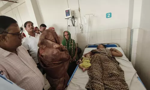 मिट्टी ढहने से 4 लोगों की मौत, पाइप लाइन बिछाने के दौरान हादसा मिट्टी ढहने से 4 लोगों की मौत, पाइप लाइन बिछाने के दौरान हादसा