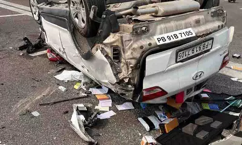 Ferozepur रोड पर कार से टकराने के बाद एसयूवी पलटने से डॉक्टर की मौत