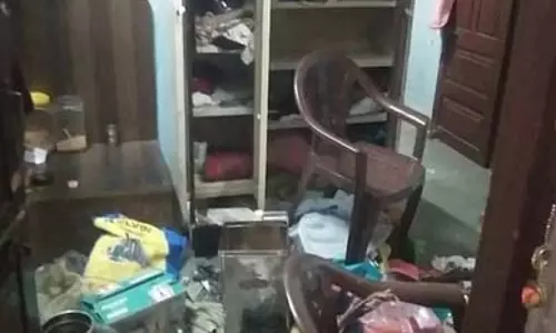 होमगार्ड ड्यूटी पर, पीछे से घर में चोरी, नकदी-जेवर ले उड़े चोर
