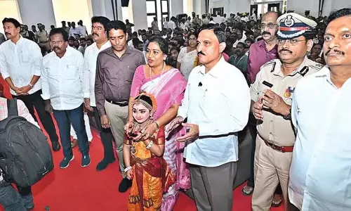 गृह मंत्री अनीता: सुरक्षा 360 पुलिसिंग में एक नया अध्याय गृह मंत्री अनीता: सुरक्षा 360 पुलिसिंग में एक नया अध्याय
