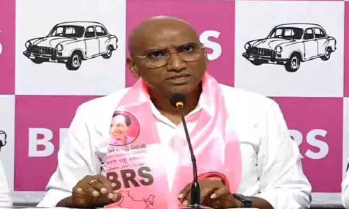 फोन टैपिंग मामले में पूर्व IB प्रमुख को चुनिंदा तरीके से निशाना बनाने और मीडिया लीक पर सवाल उठाए फोन टैपिंग मामले में पूर्व IB प्रमुख को चुनिंदा तरीके से निशाना बनाने और मीडिया लीक पर सवाल उठाए