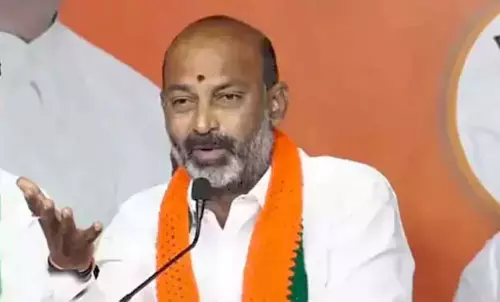 नरेंद्र मोदी का नारा किसान को राजा बनाना है : Union Minister नरेंद्र मोदी का नारा किसान को राजा बनाना है : Union Minister