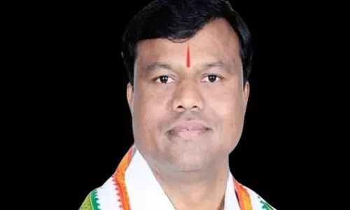 दीपक बैज का स्मार्टफोन किसी ने चुराया दीपक बैज का स्मार्टफोन किसी ने चुराया