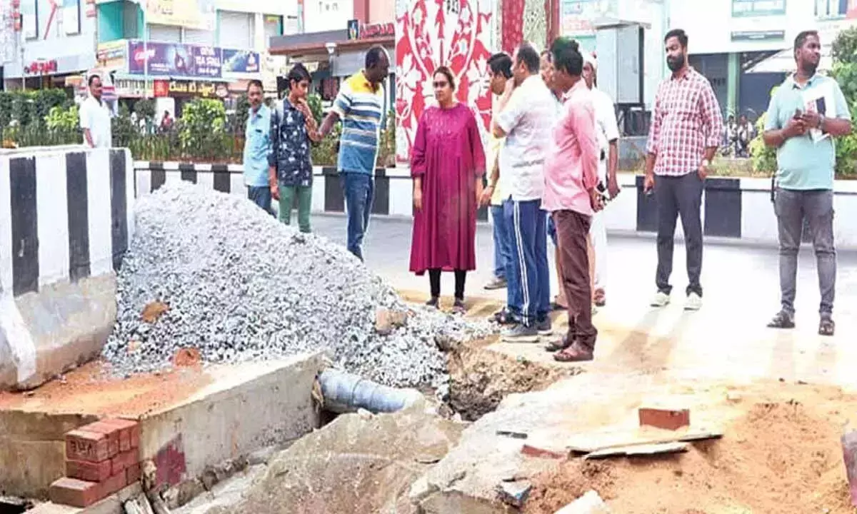 Andhra: लंबित विकास कार्यों को पूरा करें
