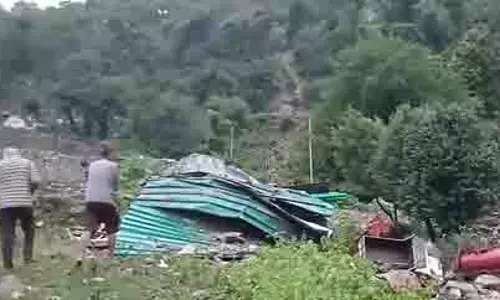 बादल फटने से 9 लोग लापता, Uttarakhand के कई हिस्सों में भारी बारिश का अलर्ट जारी