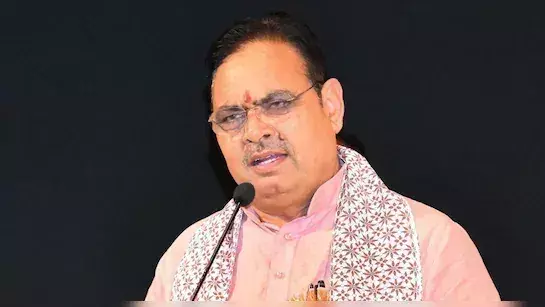 Jaipur: भ्रष्टाचार और लापरवाही पर सख्त सीएम, 38 मामलों में कार्रवाई का निर्देश Jaipur: भ्रष्टाचार और लापरवाही पर सख्त सीएम, 38 मामलों में कार्रवाई का निर्देश