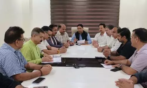 Jammu: सत शर्मा ने विकसित भारत का अमृतकाल पर समीक्षा बैठक ली