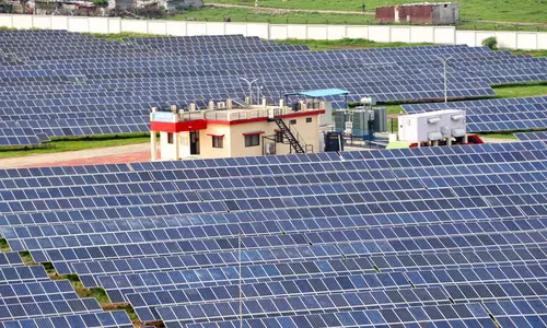 एनटीपीसी रिन्यूएबल एनर्जी ने मध्य प्रदेश में 220 मेगावाट की सौर परियोजना को चालू किया