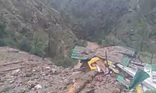 Uttarkashi में बादल फटने से 8-9 मजदूर लापता, बचाव कार्य जारी