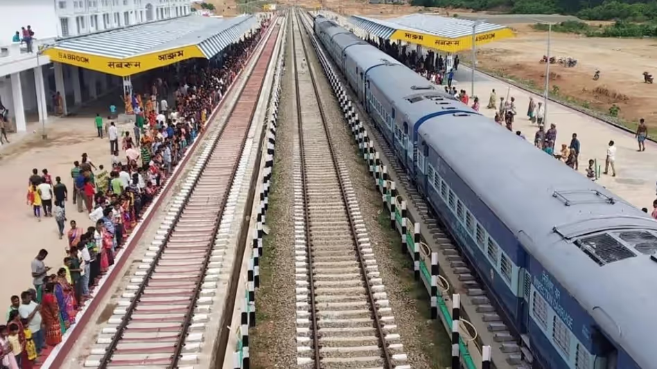 NFR ने समय की पाबंदी और यात्री सुविधा बढ़ाने के लिए 23 ट्रेनों के समय में संशोधन किया NFR ने समय की पाबंदी और यात्री सुविधा बढ़ाने के लिए 23 ट्रेनों के समय में संशोधन किया