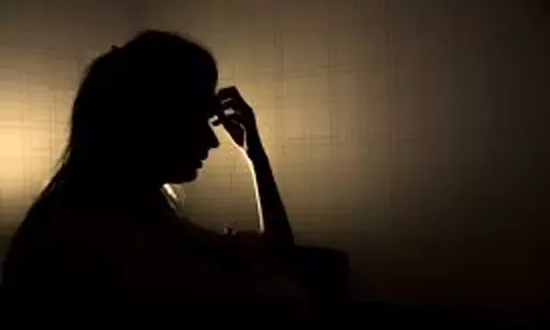 Bengaluru: छात्रा की शिकायत से मचा हड़कंप, मां के व्यवहार पर उठे सवाल