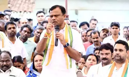 दीपक बैज का मोबाइल गुम, बीजेपी ने तंज कसा, मंत्री बोले- क्या भूपेश बघेल, टीएस सिंहदेव या... दीपक बैज का मोबाइल गुम, बीजेपी ने तंज कसा, मंत्री बोले- क्या भूपेश बघेल, टीएस सिंहदेव या...