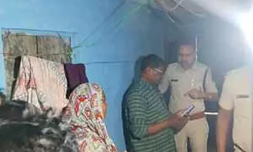 सूने मकान में चोरी की वारदात, अधिकारी के घर से करोड़ों का माल चोरी