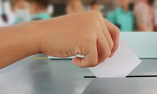 न्यायालय के आदेश के बावजूद छात्र मतदान में वर्षों तक देरी न्यायालय के आदेश के बावजूद छात्र मतदान में वर्षों तक देरी