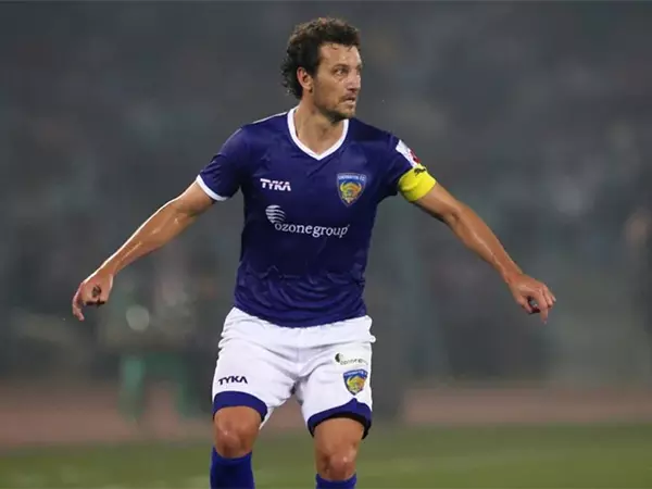 ISL के मिडफील्ड महारथी: लीग के इतिहास के सर्वश्रेष्ठ मिडफील्डर ISL के मिडफील्ड महारथी: लीग के इतिहास के सर्वश्रेष्ठ मिडफील्डर
