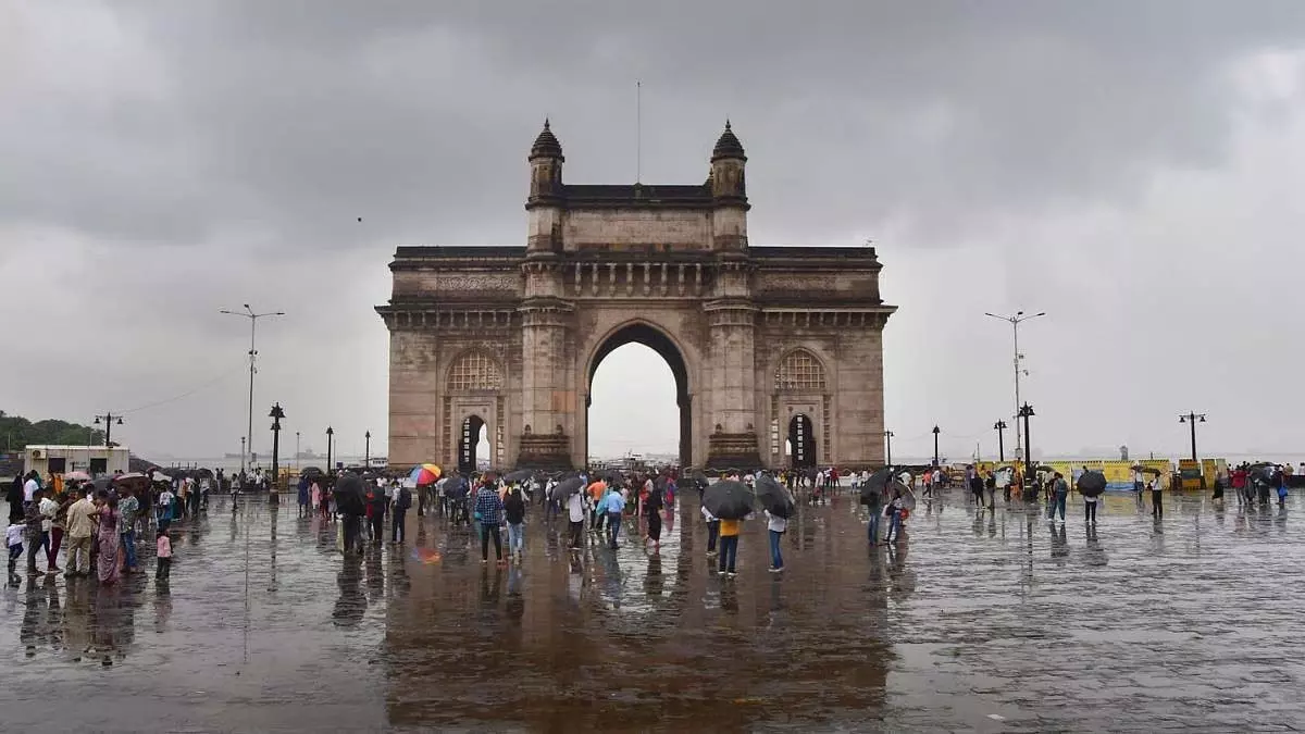 30 जून के लिए मुंबई मौसम अपडेट: शहर में हल्की से मध्यम बारिश का अनुमान 30 जून के लिए मुंबई मौसम अपडेट: शहर में हल्की से मध्यम बारिश का अनुमान
