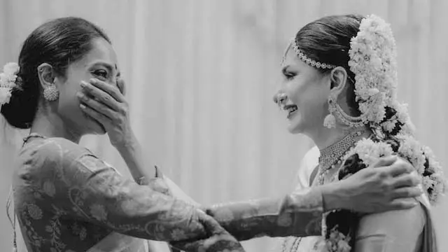 दुल्हन के रूप में भाभी जैनब को देख भावुक हुईं Sobhita Dhulipala दुल्हन के रूप में भाभी जैनब को देख भावुक हुईं Sobhita Dhulipala