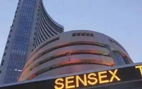 जून के अंतिम कारोबारी दिन निफ्टी-सेंसेक्स सपाट, निवेशकों की निगाह भारत-अमेरिका वार्ता पर जून के अंतिम कारोबारी दिन निफ्टी-सेंसेक्स सपाट, निवेशकों की निगाह भारत-अमेरिका वार्ता पर