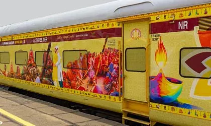 गोरखपुर से 150 यात्रियों के साथ शुरू हुई 12 दिन की धार्मिक यात्रा गोरखपुर से 150 यात्रियों के साथ शुरू हुई 12 दिन की धार्मिक यात्रा